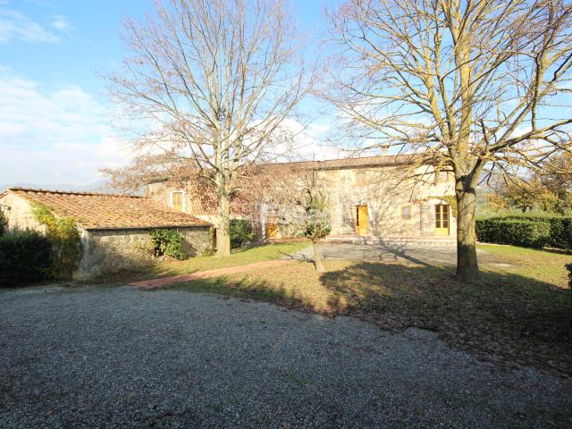 Casa indipendente in affitto in via di piaggiori 213, Capannori