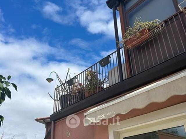 Casa indipendente in Affitto in Via Napoli a Aci Castello