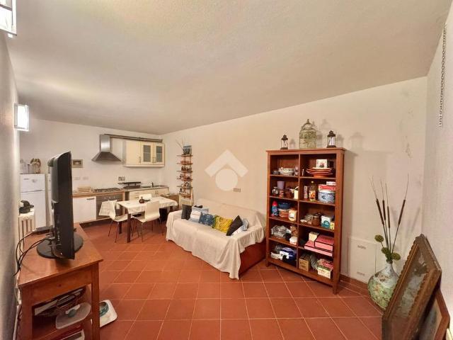 Casa indipendente in affitto