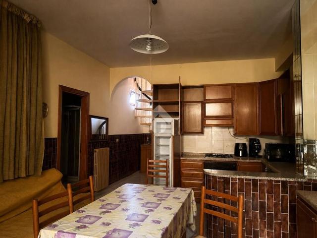 Casa indipendente in affitto