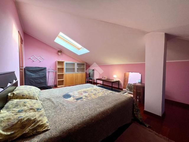 Casa indipendente in affitto