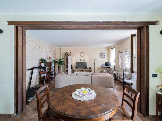 Casa indipendente in affitto