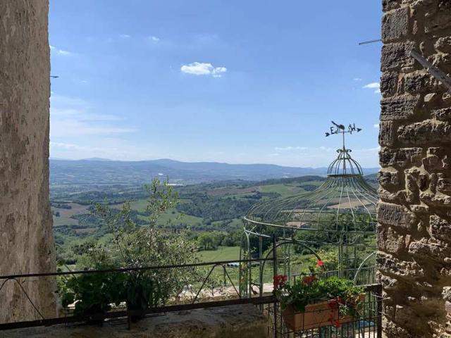 Casa indipendente in Affitto