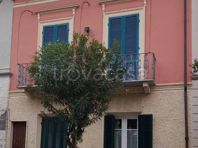 Casa Indipendente in in affitto da privato a Viareggio via Guglielmo Oberdan, 14, posto auto, da privato, lavatrice TrovaCasa