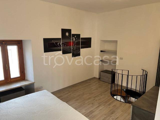 Casa Indipendente in in affitto da privato a Viverone via Umberto I, arredato, da privato, riscaldamento autonomo TrovaCasa