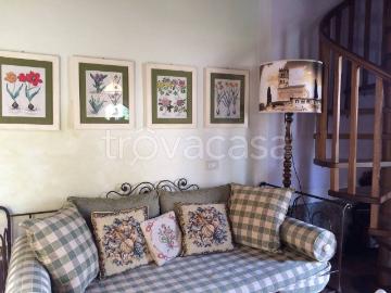 Casa Indipendente in in affitto da privato a Barga via di Mezzo, 87, da privato, centrale TrovaCasa
