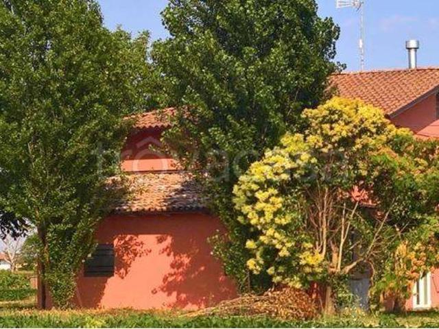 Casa Indipendente in in affitto da privato a Cento via Lunga, 38, non arredato/vuoto, da privato, angolo cottura TrovaCasa