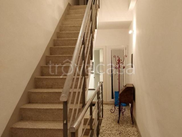 Casa Indipendente in in affitto da privato a Cesena corso Camillo Benso di Cavour, 16, arredato, box, terrazzo TrovaCasa