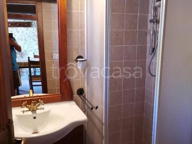 Casa Indipendente in in affitto da privato a Fiastra frazione Oppio, da privato, doppi servizi TrovaCasa