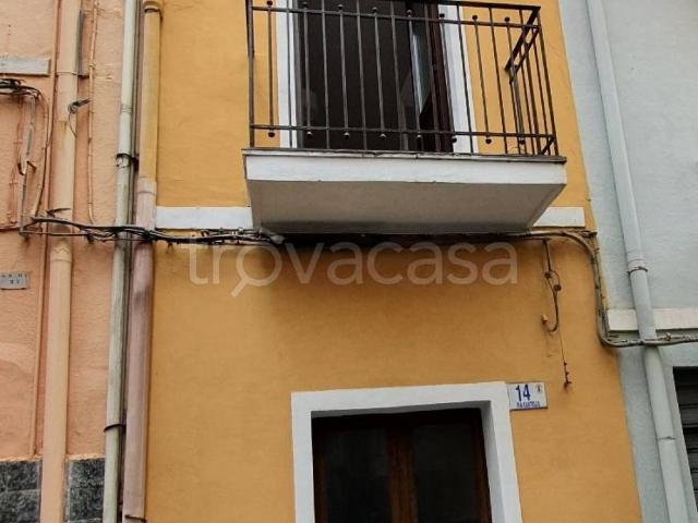 Casa Indipendente in in affitto da privato a Motta Sant'Anastasia via Castello, 14, da privato, centrale, lavatrice TrovaCasa