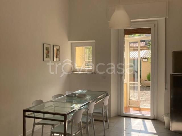 Casa Indipendente in in affitto da privato a Pesaro via Giuseppe Mazzini, 39, arredato, giardino, terrazzo TrovaCasa