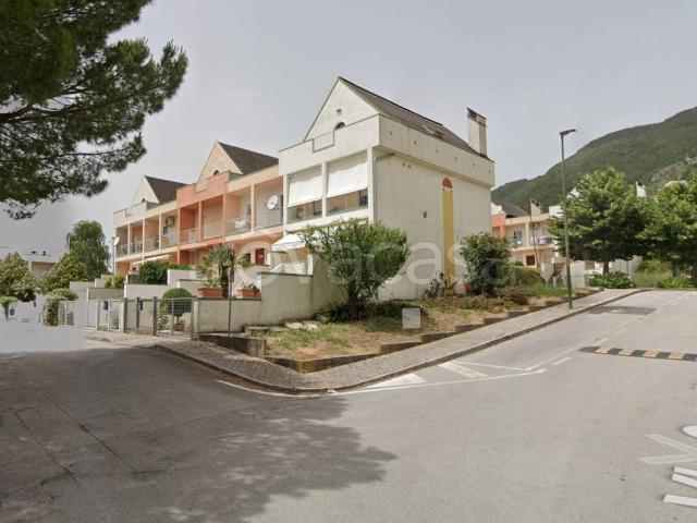 Casa Indipendente in in affitto da privato a Pesche via Cupello, 1, da privato, doppi vetri TrovaCasa
