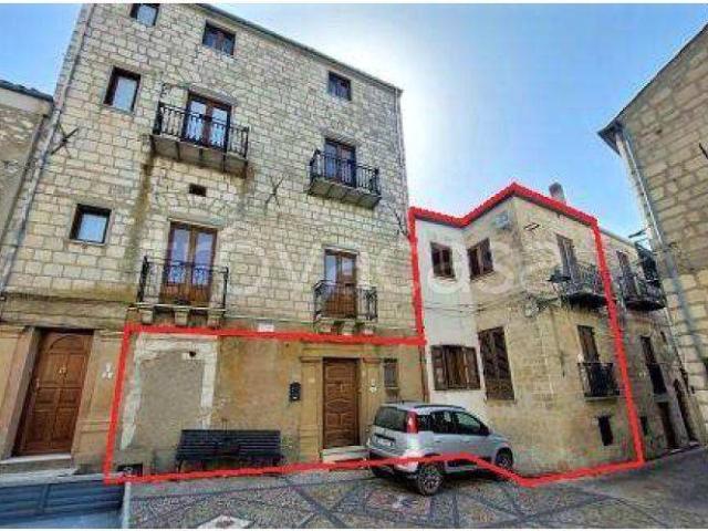 Casa Indipendente in in affitto da privato a Petralia Soprana piazza Loreto, 1, da privato, riscaldamento autonomo, vista panoramica TrovaCasa
