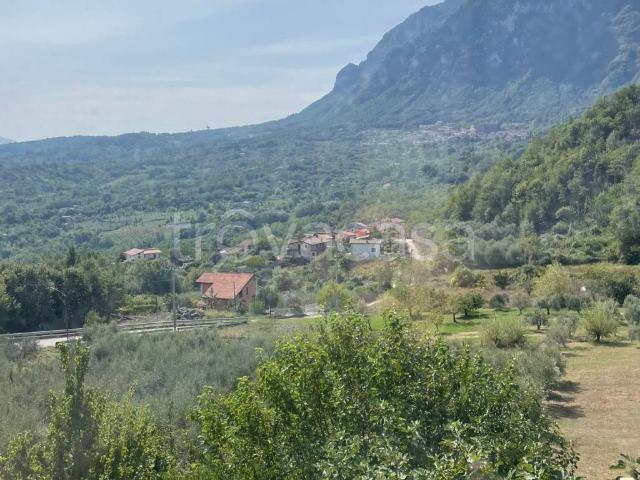 Casa Indipendente in in affitto da privato a Pietrastornina traversa Rossi, giardino, da privato, caminetto TrovaCasa