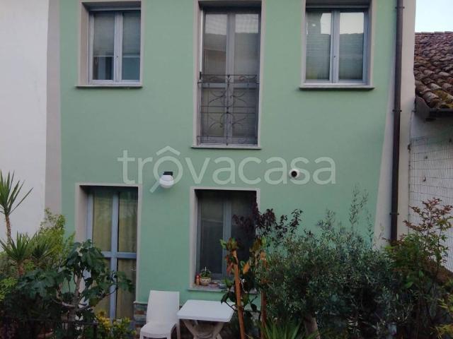 Casa Indipendente in in affitto da privato a Pizzighettone via Giuseppe Garibaldi, 12, da privato TrovaCasa