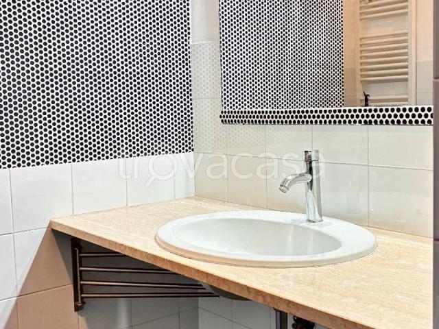 Casa Indipendente in in affitto da privato a Roma via Michele Lessona, da privato TrovaCasa
