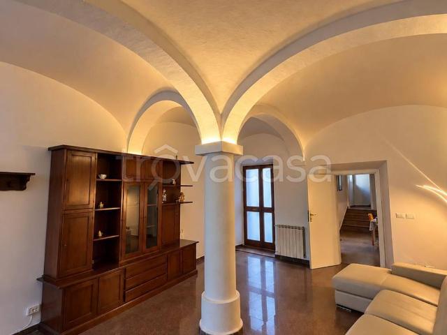 Casa Indipendente in in affitto da privato a Signa via Dante Alighieri, 13, da privato, travi a vista, ingresso indipendente TrovaCasa