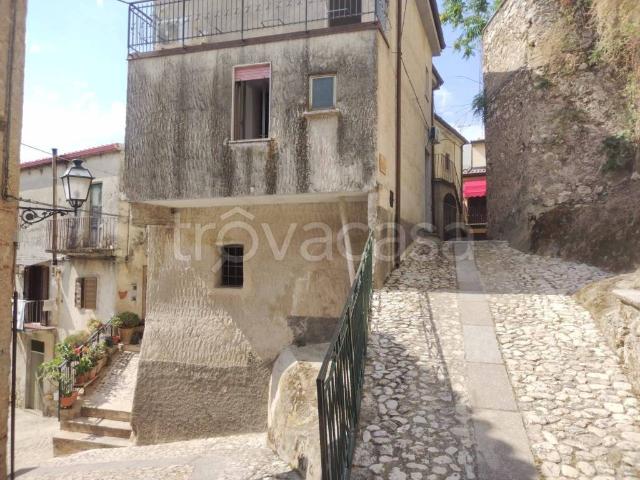 Casa Indipendente in in affitto da privato a Stilo via Riccardo Citarelli, 1, da privato, ristrutturato, centrale TrovaCasa