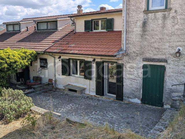 Casa Indipendente in in affitto da privato ad Agnone strada Interpoderale San Quirico, giardino, da privato, caminetto TrovaCasa