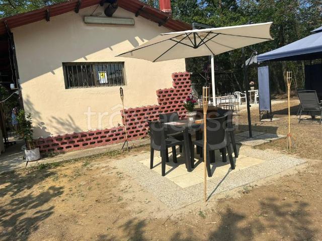 Casa Indipendente in in affitto da privato ad Asti frazione Quarto Superiore, 14100, giardino privato, da privato, caminetto TrovaCasa
