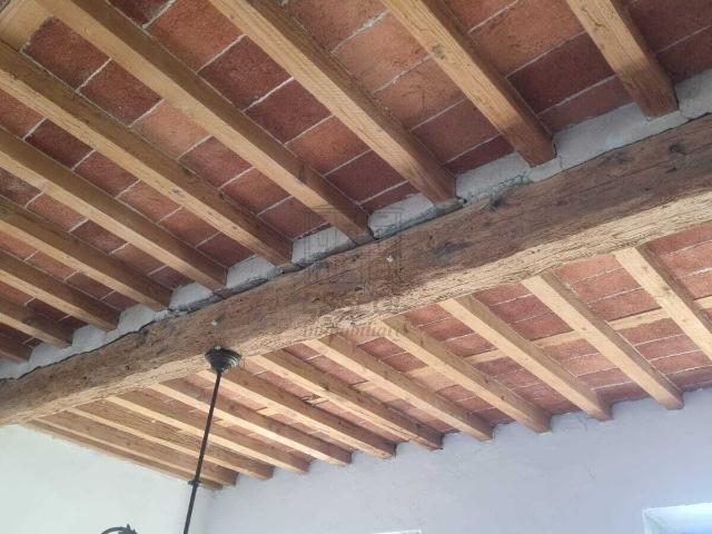 Casa indipendente nuova a Lucca