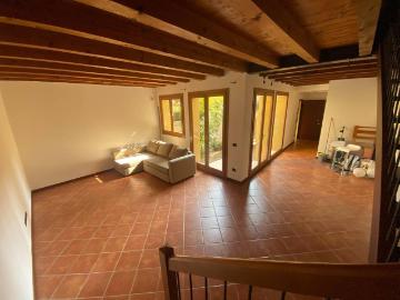 Casa indipendente quadrilocale 100mq