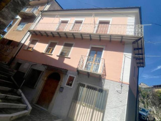 Casa indipendente quadrilocale 100mq
