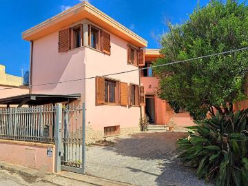 Casa indipendente quadrilocale 249mq