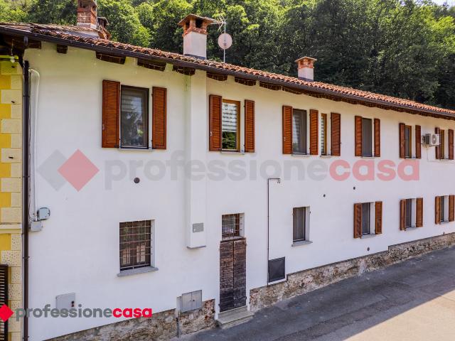 Casa indipendente ristrutturata a Cavour