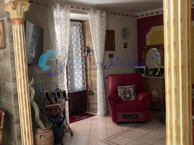 Casa indipendente ristrutturata in via mulino a vento 99, Valledolmo