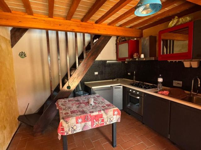 Casa indipendente ristrutturata, San Giuliano Terme asciano