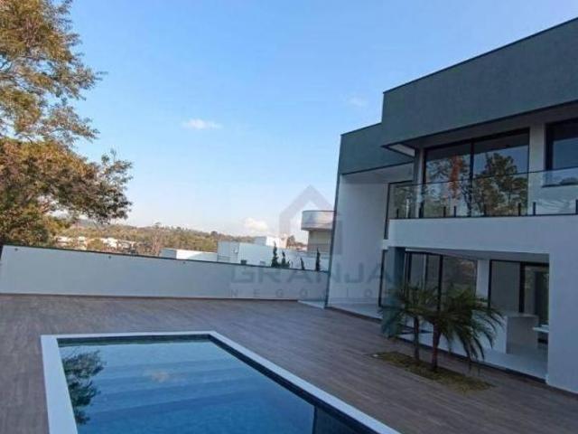 Casa Inteligente de Alto Padrão com Bosque Privativo