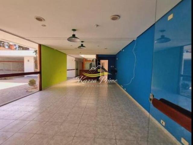 Casa Interlagos com 4 quartos sendo 2 suite, 10 vagas, 792 m²