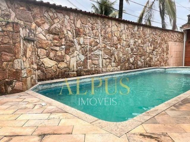 Casa isolada com piscina à venda, 252 m² por R$ 750.000 Vila Caiçara Praia Grande/SP