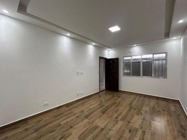 Casa isolada com 4 dormitórios em Praia Grande SP