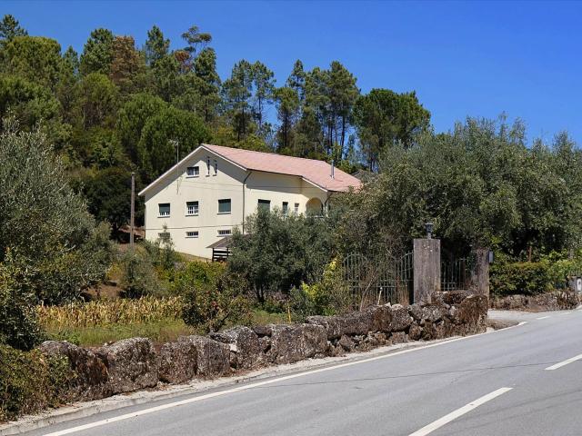 Casa isolada à venda em Boa Aldeia Farminhão, Viseu 500m² Boa Aldeia, Farminhão e Torredeita