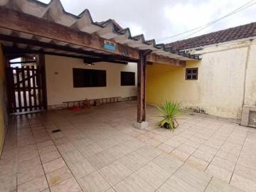 Casa isolada de 2 dormitórios com salão e terreno no Maracanã