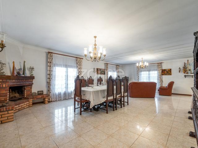 Casa Isolada em Darque