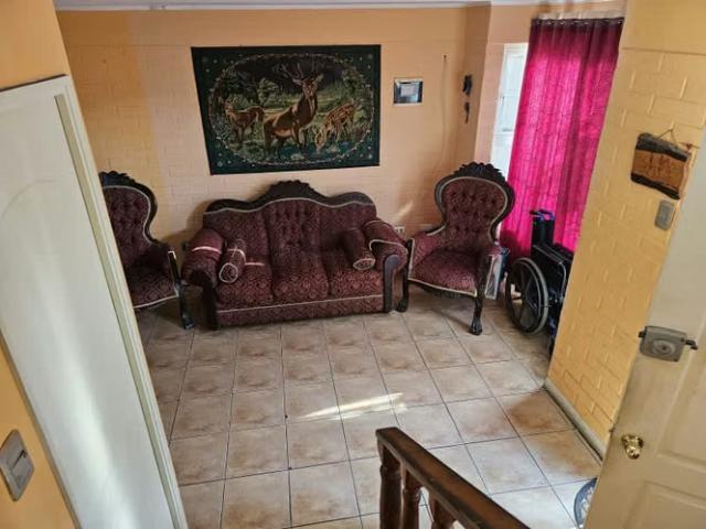 Casa juan de dios malebran, ciudad del sol | 3 dormitorios por 135000. 00 en Puente Alto