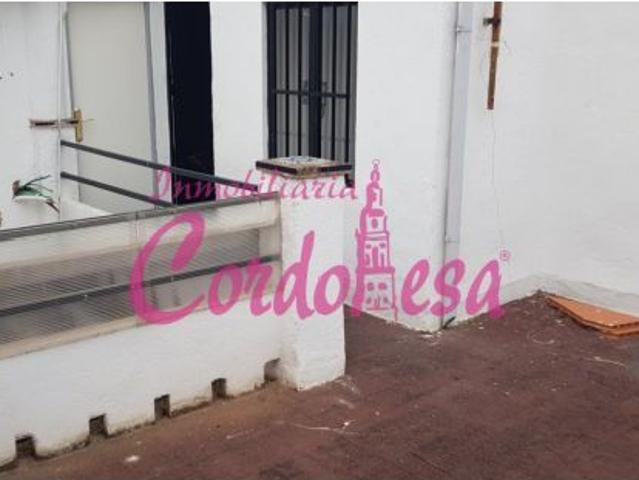 CASA JUNTO A LA CATEDRAL