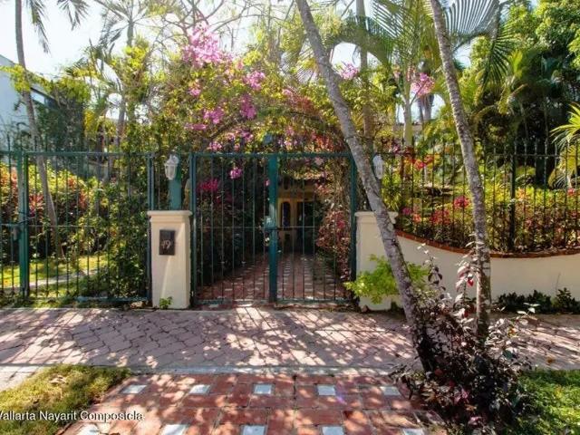 Casa Jacarandas – EAM