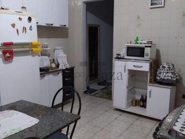 Casa Jacareí Parque Meia Lua 2 Dormitórios 118,59m² Estuda Permuta