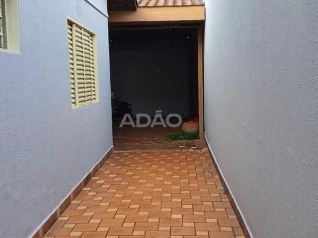 Casa jardim América Casa de Rua com 4 Quarto s à Venda por R$ 1000000.00 no setor Jardim América V