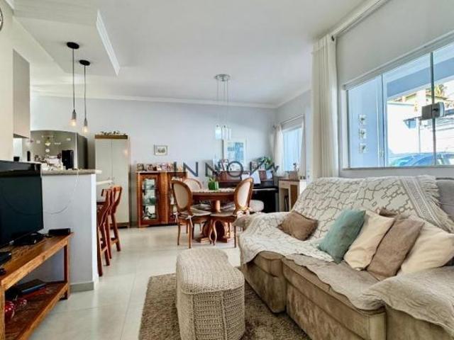 Casa, Jardim Cascatinha, Poços de Caldas, MG