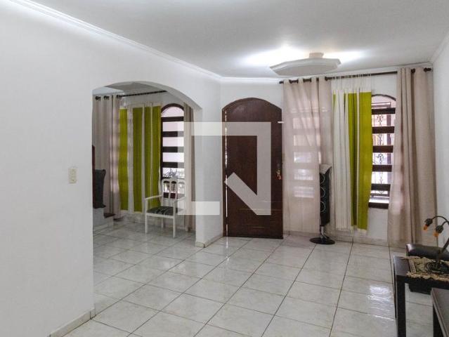 Casa, Jardim Cocaia, 3 Quartos, 240 m2 Guarulhos