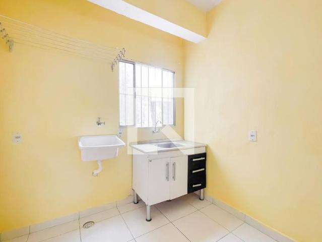 Casa, Jardim Elvira, 1 Quarto, 20 m2 Osasco