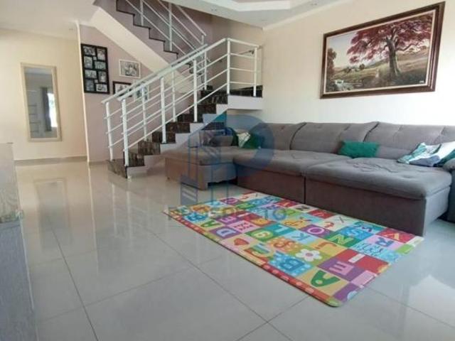 Casa Jardim Golden Park Residence