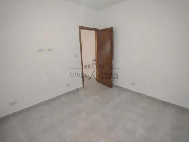 Casa Jardim Imperial Jacareí 2 Dormitórios 90m²