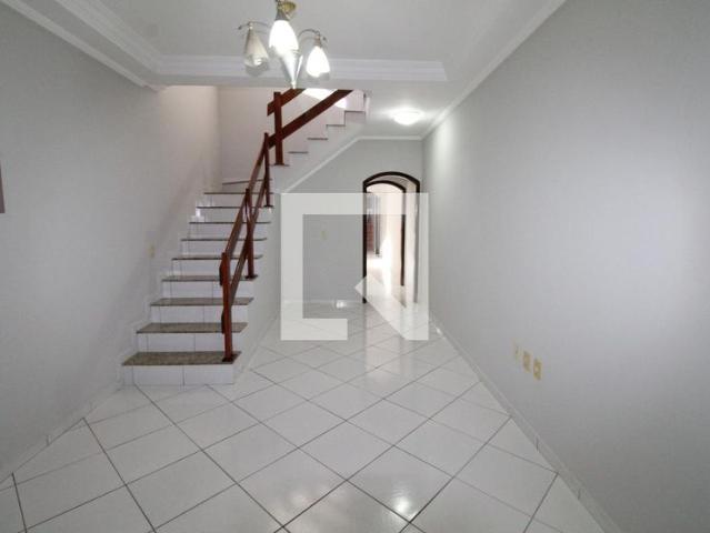 Casa, Jardim Ismenia, 3 Quartos, 159 m2 São José dos Campos