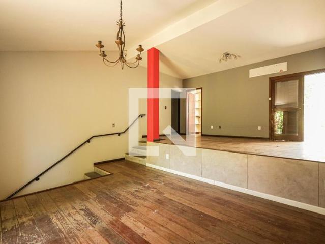 Casa, Jardim Itu Sabará, 4 Quartos, 240 m2 Porto Alegre